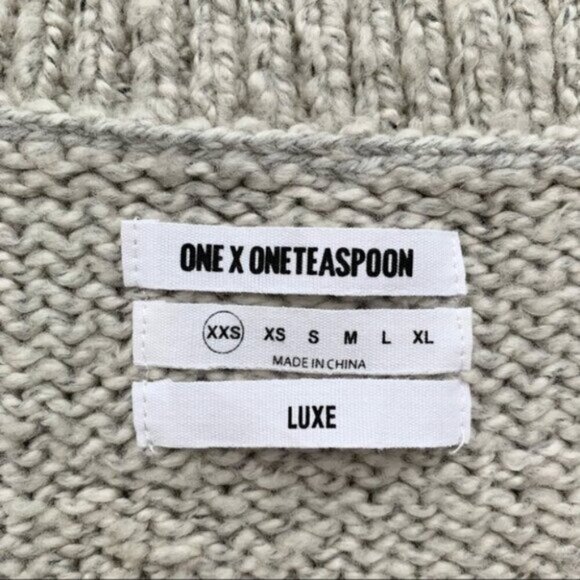 REVOLVE One Teaspoon women’s Sweater Chunky Knit Lace Up sides V-neck Size XXS - Picture 11 of 16